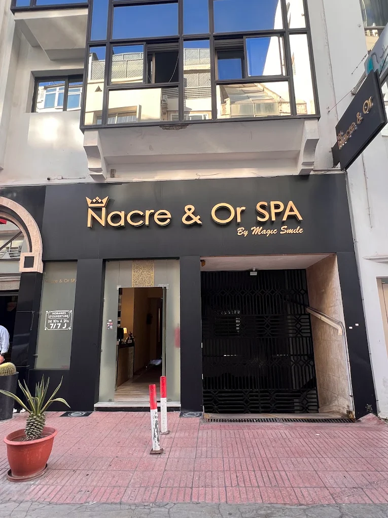 NACRE & OR SPA — spa à Les Iris