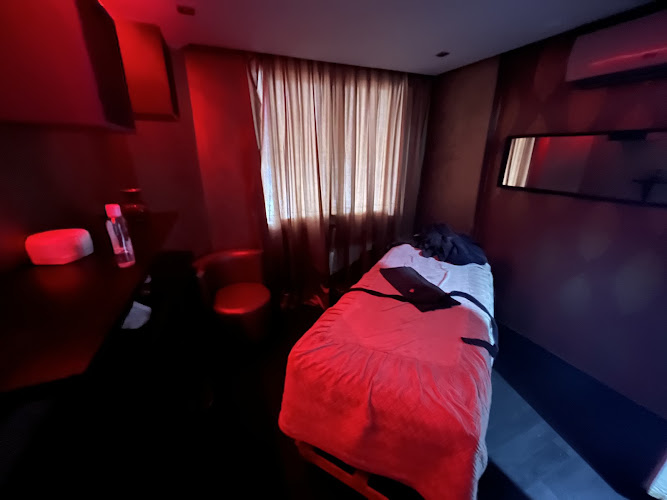 massage & hamam = 300dh — photo 1 sur 1